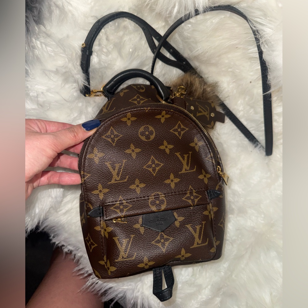 Louis Vuitton Monogram Palm Springs Backpack! 🖤💛🤎
